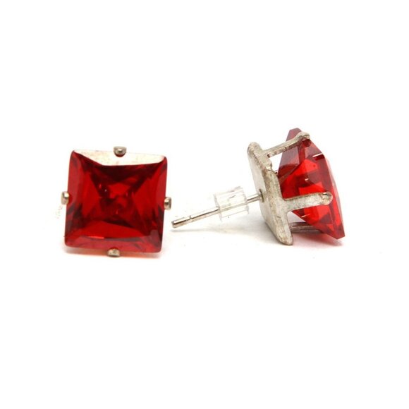 Square Cut CZ Crystal Style Stud Earring July Birthstone Ruby Red Silver Large - Picture 2 of 6